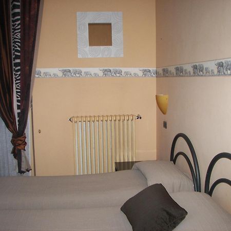 Albergo Sangrilà Lanzo Torinese Bagian luar foto