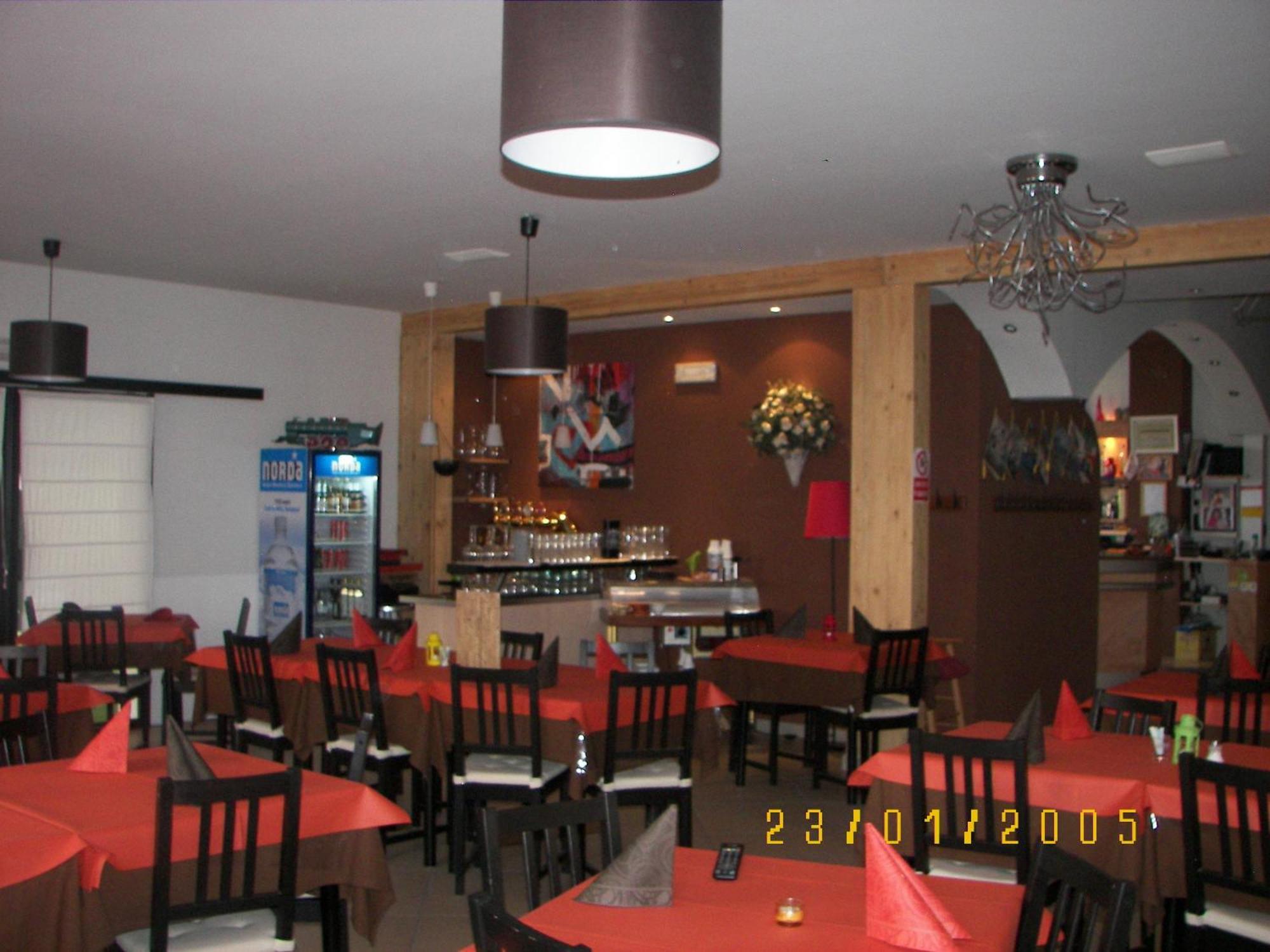 Albergo Sangrilà Lanzo Torinese Bagian luar foto
