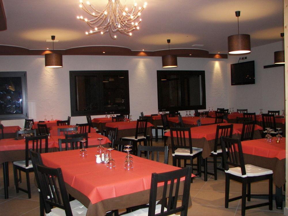 Albergo Sangrilà Lanzo Torinese Bagian luar foto