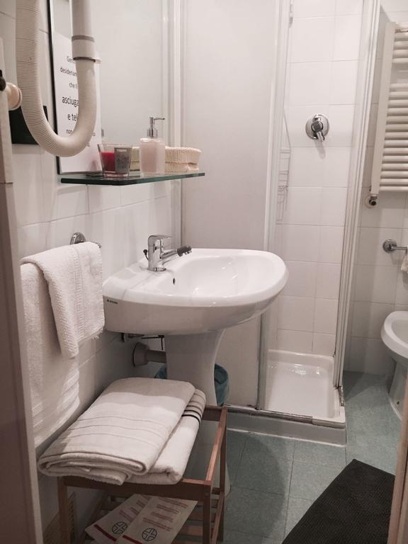 Albergo Sangrilà Lanzo Torinese Ruang foto